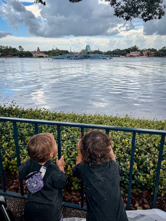 Torie's family meeting Mickey Mouse